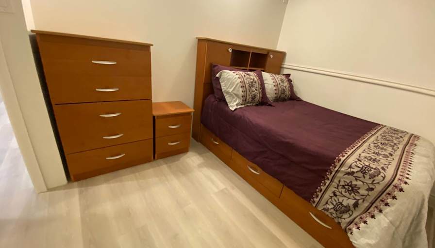 Payee's room