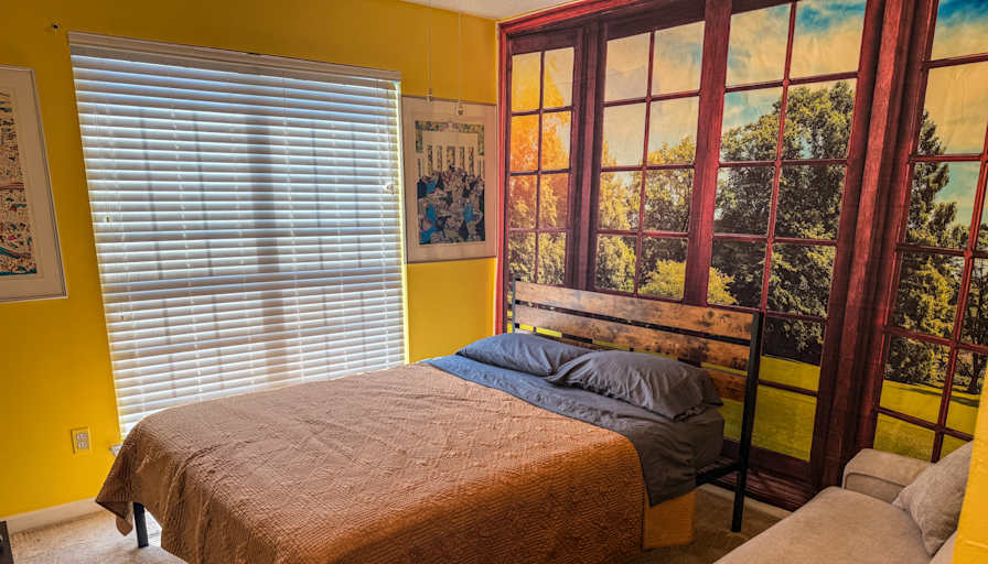 Silas's room