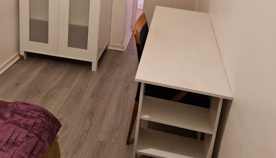 Nashaat's room