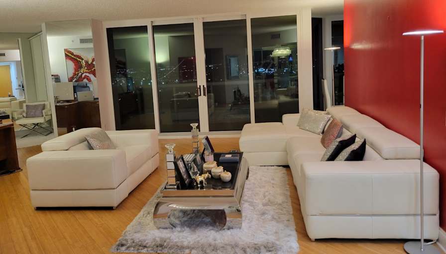 Reinaldo's room