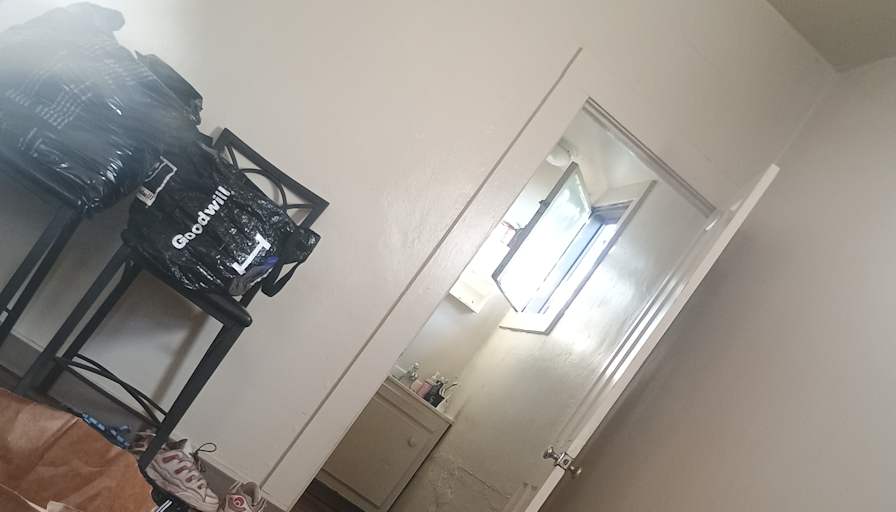 Sho's room