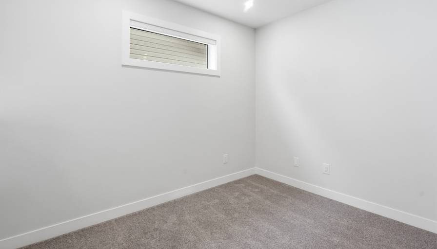 Jen's room