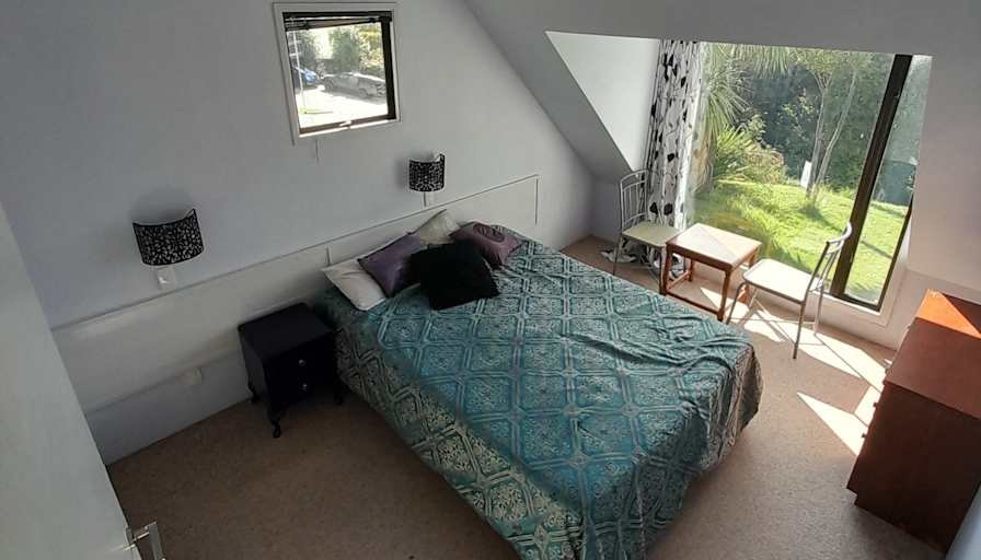 Samuel's room
