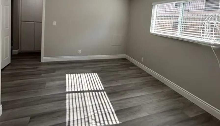 Lungile Excelent's room