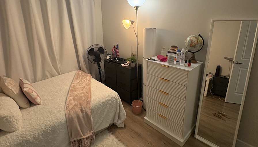 Sthefanye Suárez's room