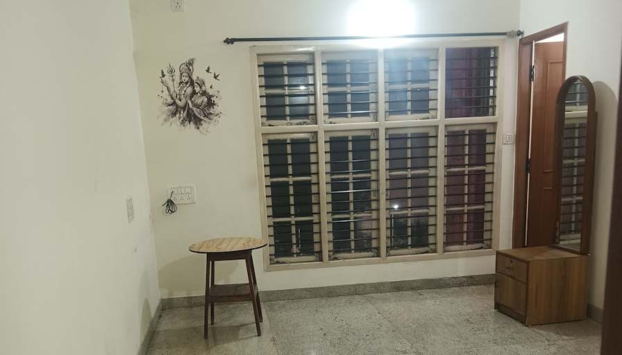 Vishwanath Hegde's room