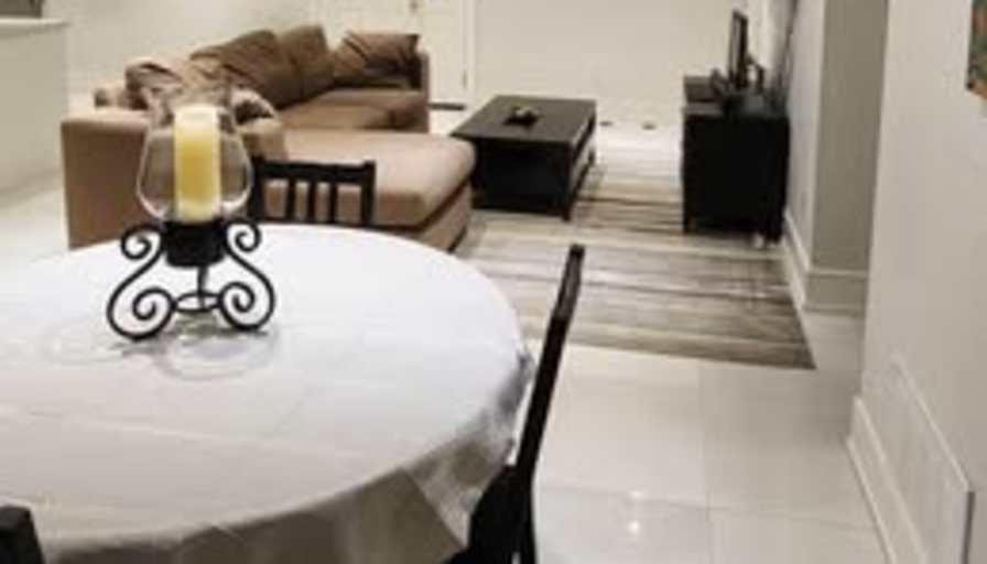 NIKKI LOBELLO's room