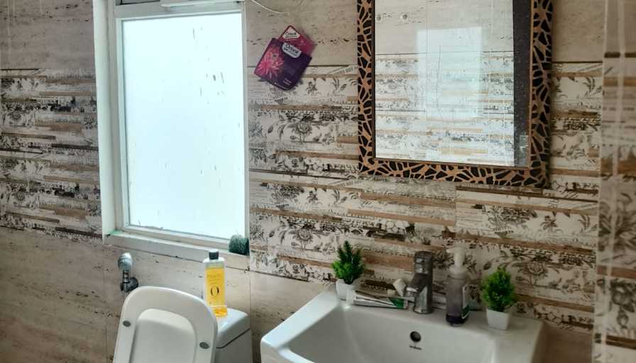 Yash Manhas's room
