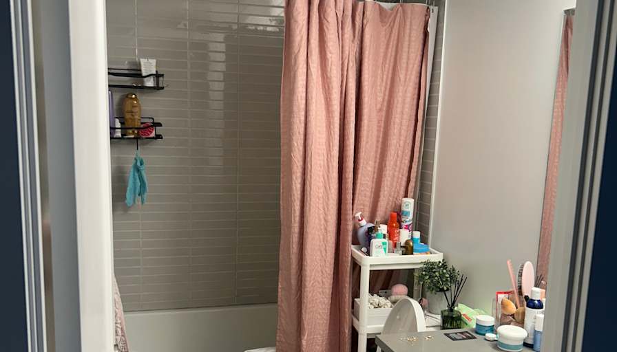 Claudia Villaorduna's room