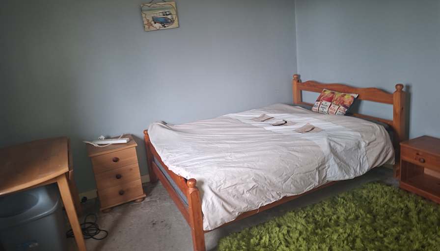Kaye's room