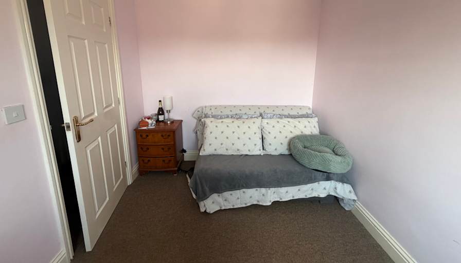 Caitlin's room