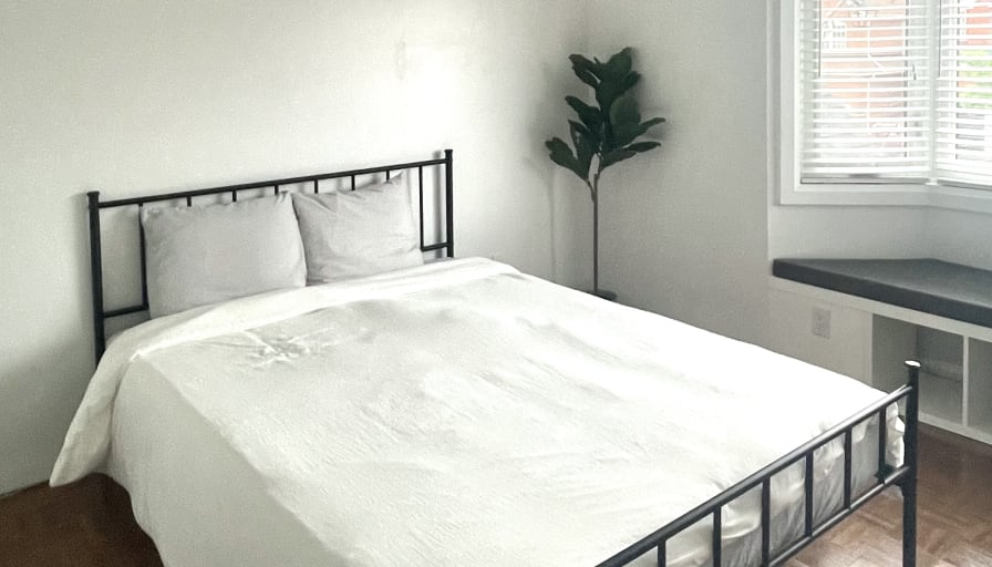 T's room