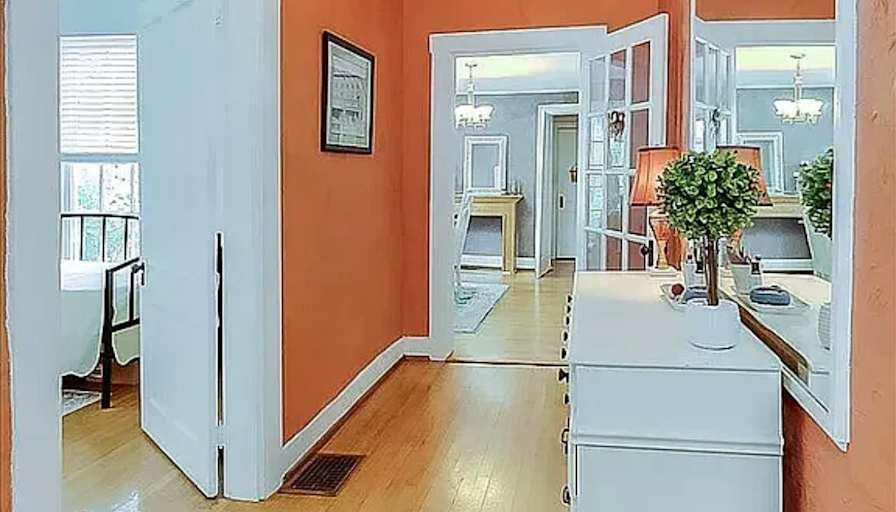 Hannah's room