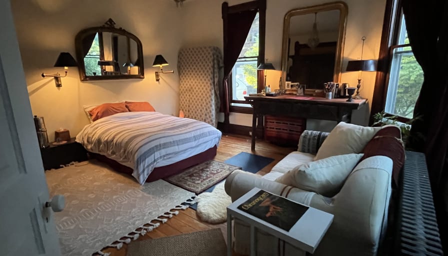 Kate's room