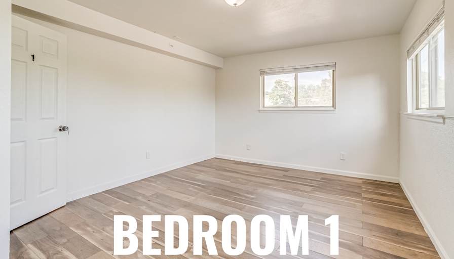HomeCrew's room