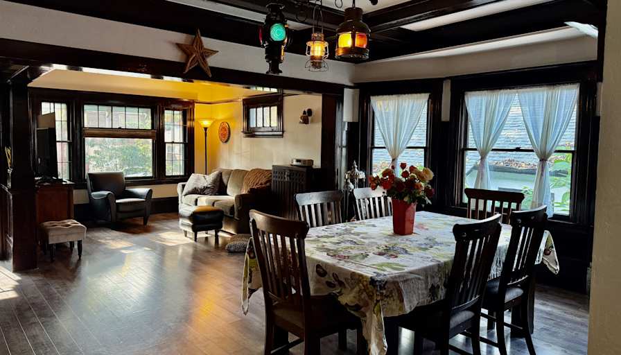Ligia Ferrey's room