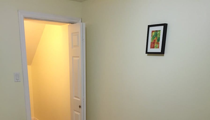 GooseRent.Tony's room