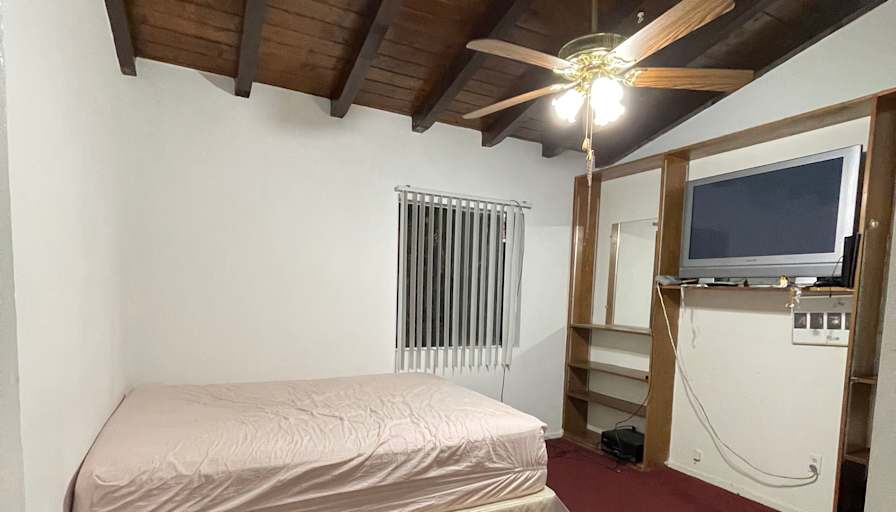 Minski's room