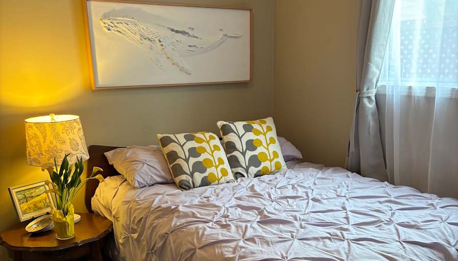 S's room