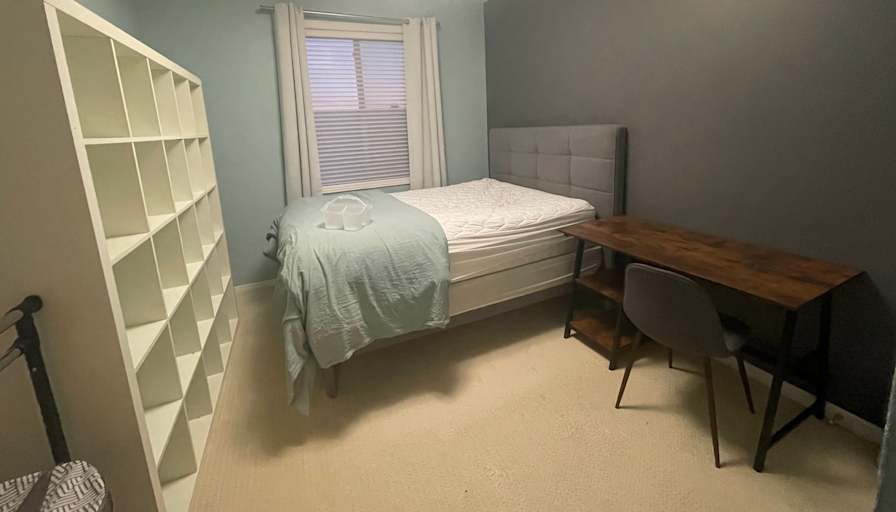 Ali's room