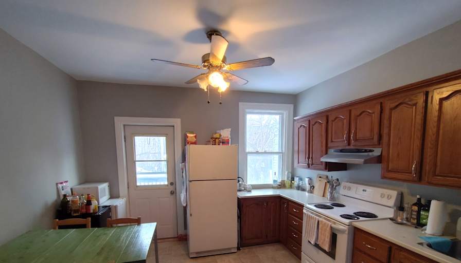 Charlebois Mario's room