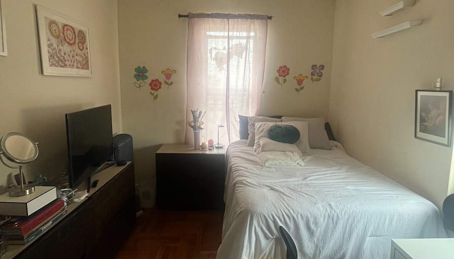Bee's room