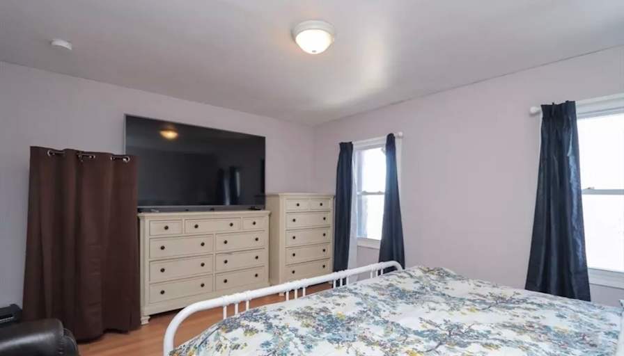 Omar's room