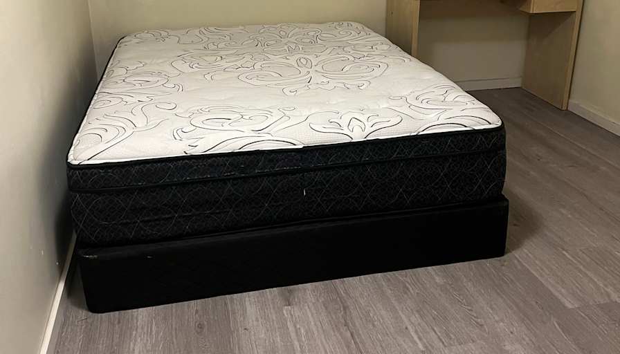 Pappu Kumar's room