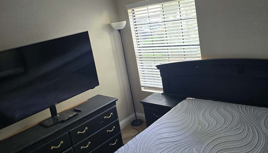 Alexis Duarte Avila's room