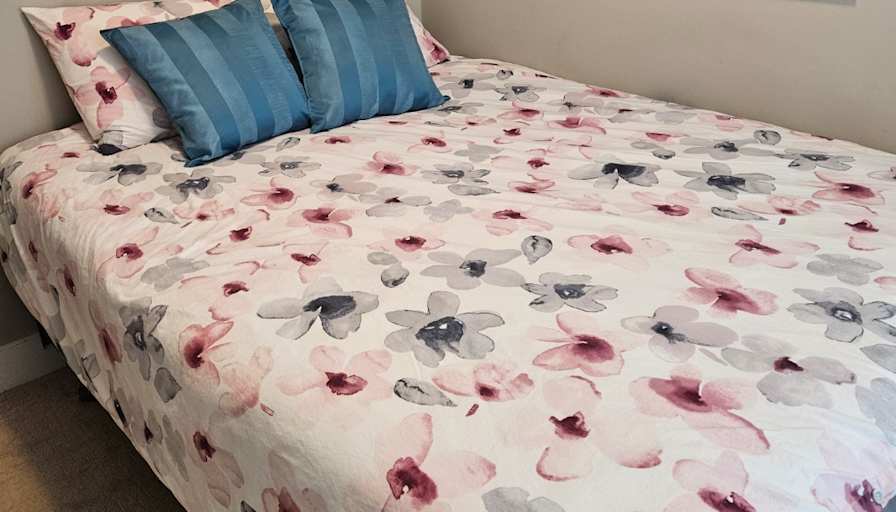 Kam's room