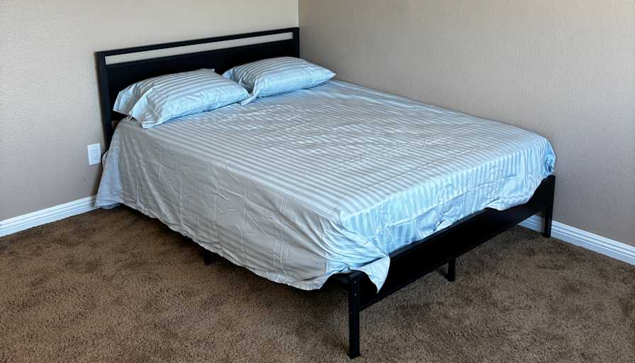 Chanaka De Silva's room