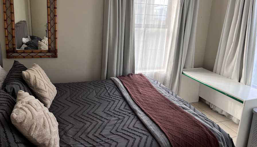 Luzanne's room