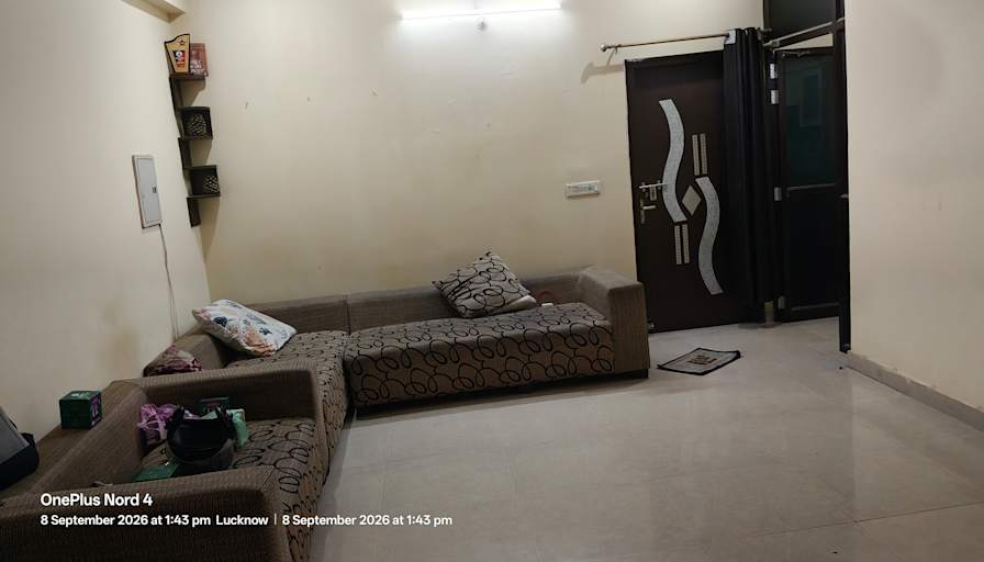 RAHUL CHAURASIYA's room
