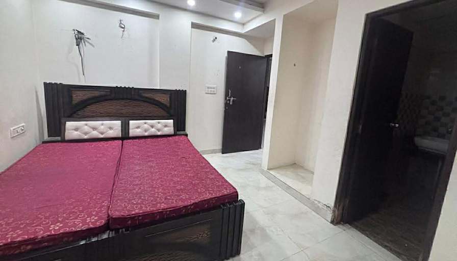 Mahak gautam's room