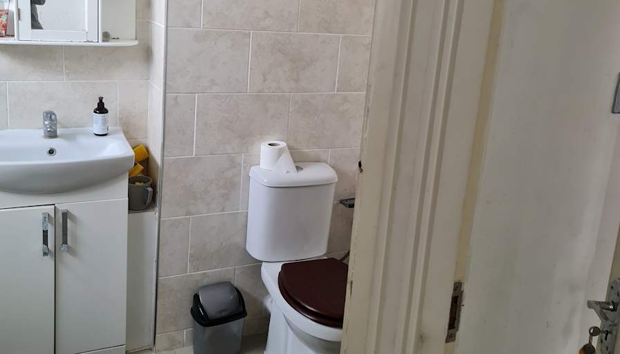 Nashaat's room