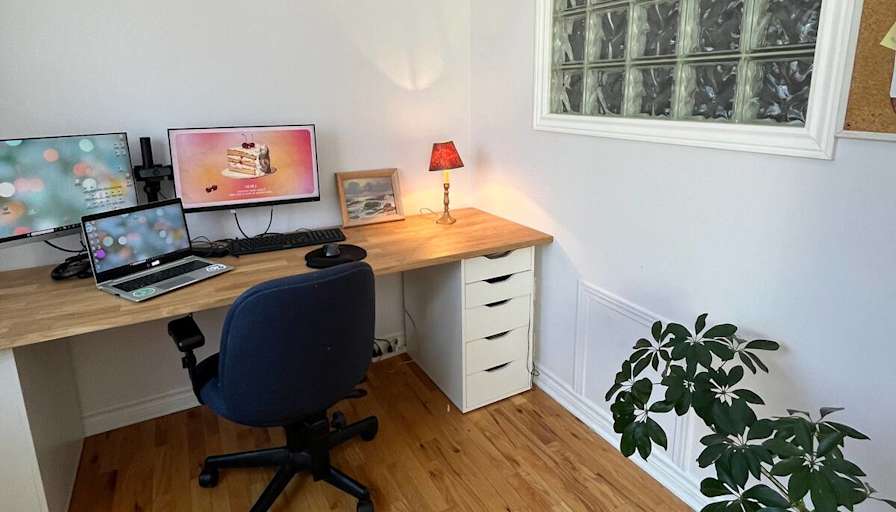 ouleiyah's room