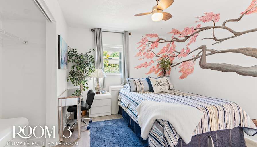 Shawn Harris's room