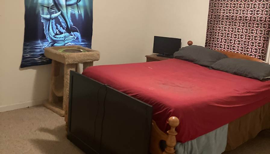 Kirk's room