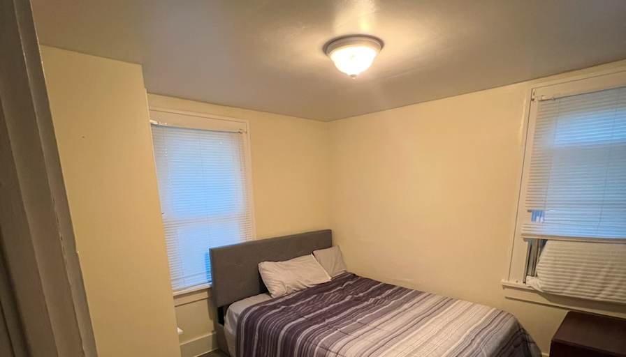 Ricardo's room