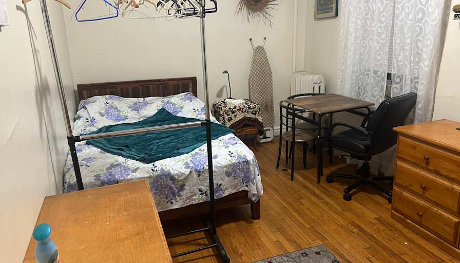 Lev Shneider's room