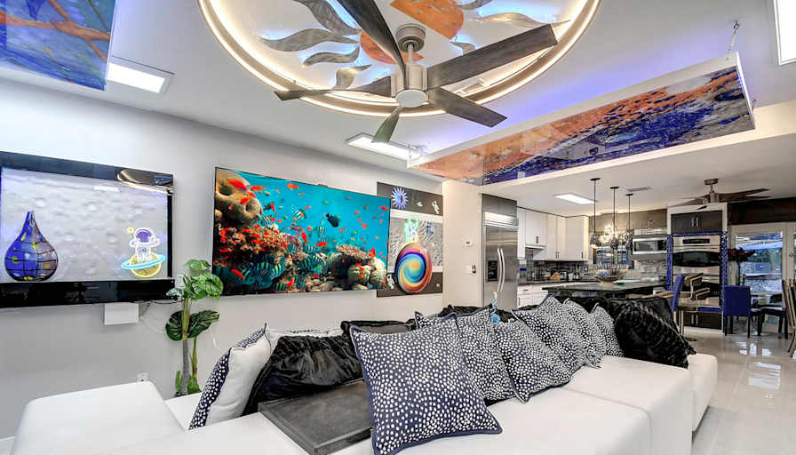 Dennis Lev's room