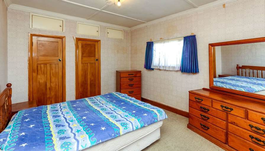 Pribin's room