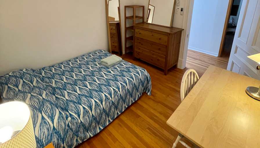 Dan's room