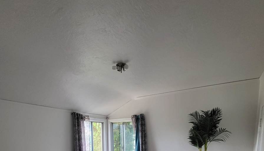Montanatitleco.'s room