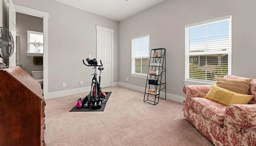 Mag F's room