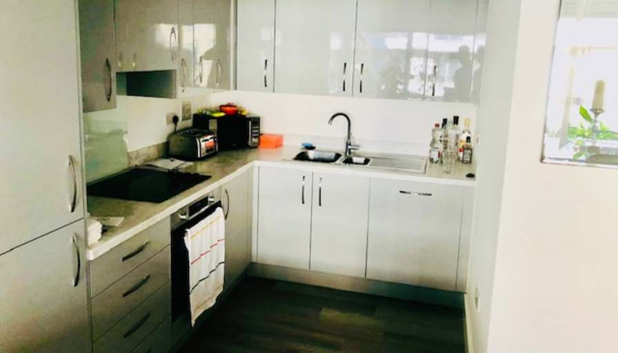 Mehmet's room