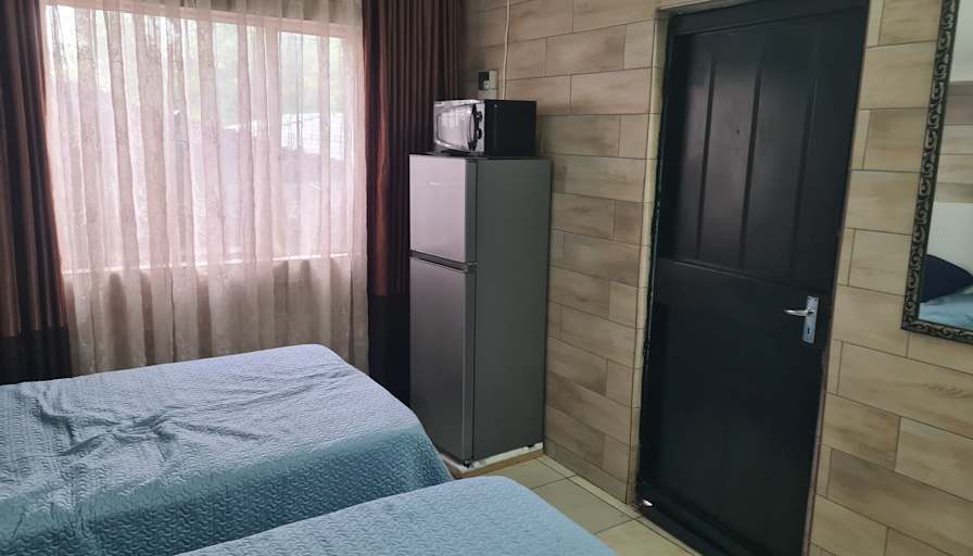 Floyd's room