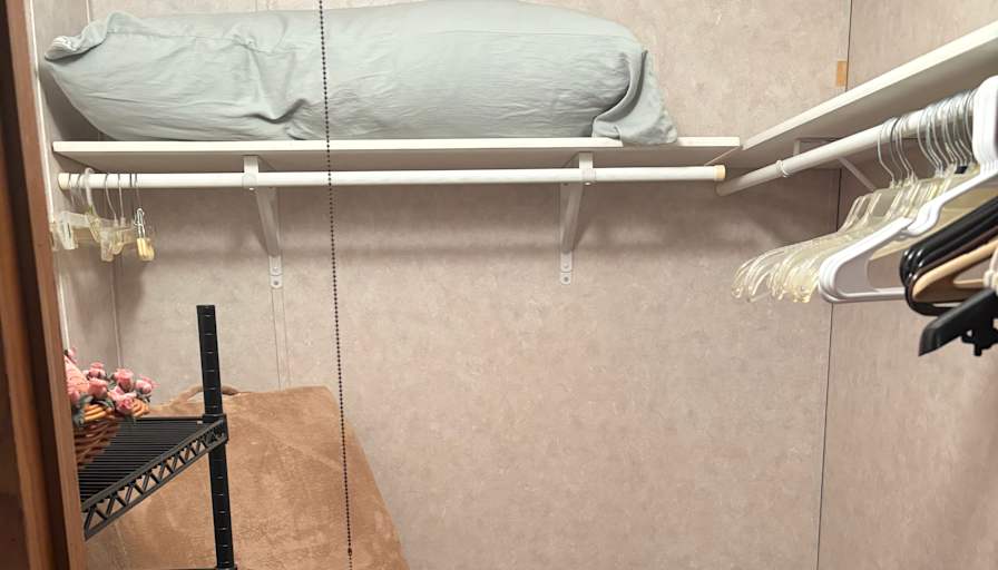Lynn Geary's room