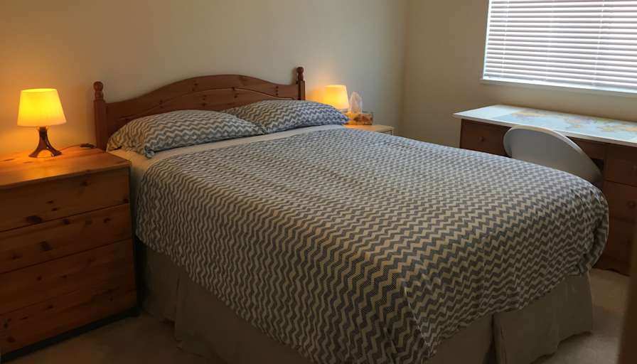 Cléo and Carl's room