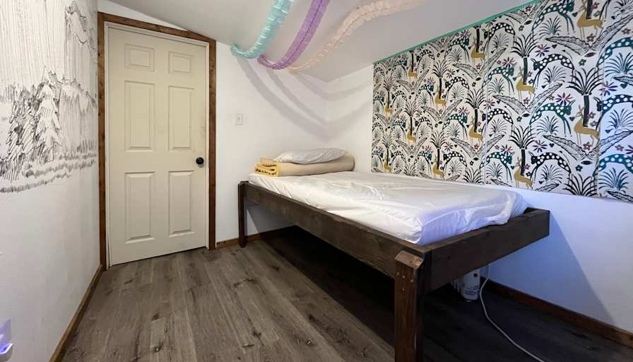 Luu's room